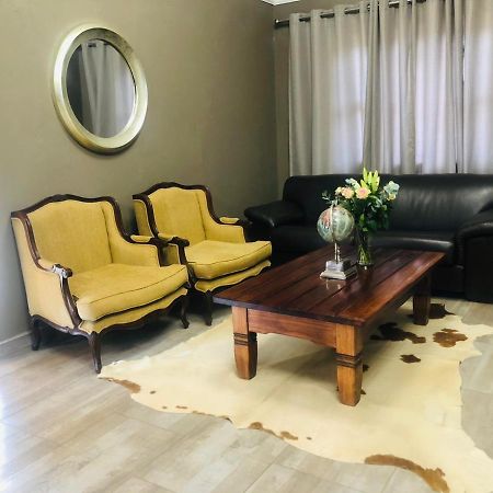 Nongoma Lodge & Inn Cc מראה חיצוני תמונה