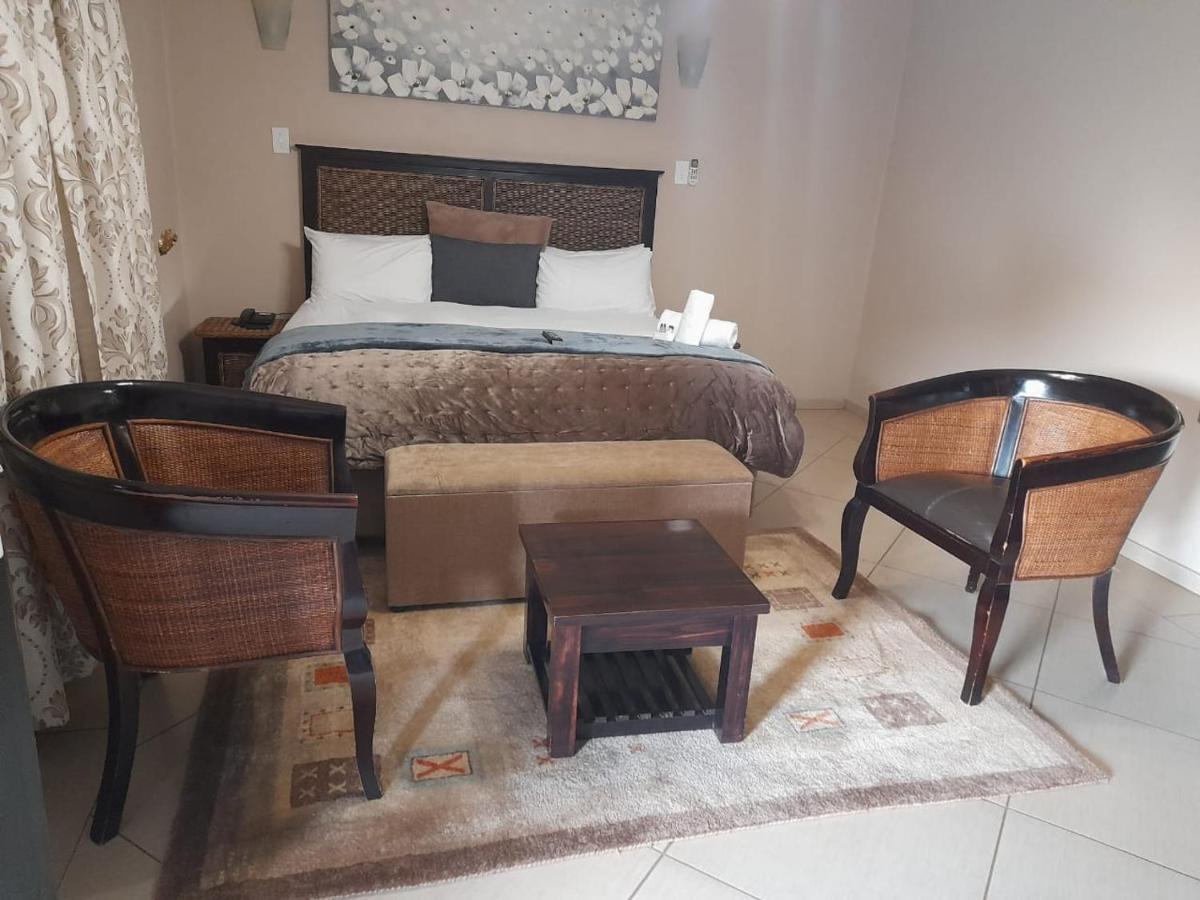 Nongoma Lodge & Inn Cc מראה חיצוני תמונה
