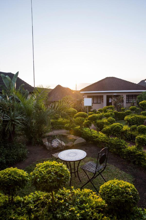Nongoma Lodge & Inn Cc מראה חיצוני תמונה