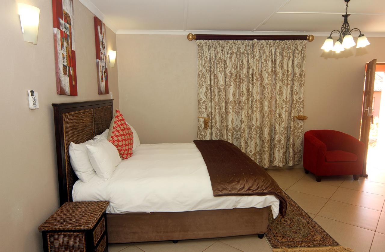 Nongoma Lodge & Inn Cc מראה חיצוני תמונה