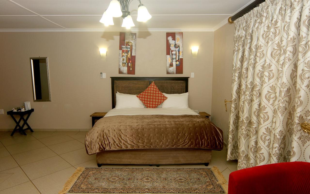 Nongoma Lodge & Inn Cc מראה חיצוני תמונה